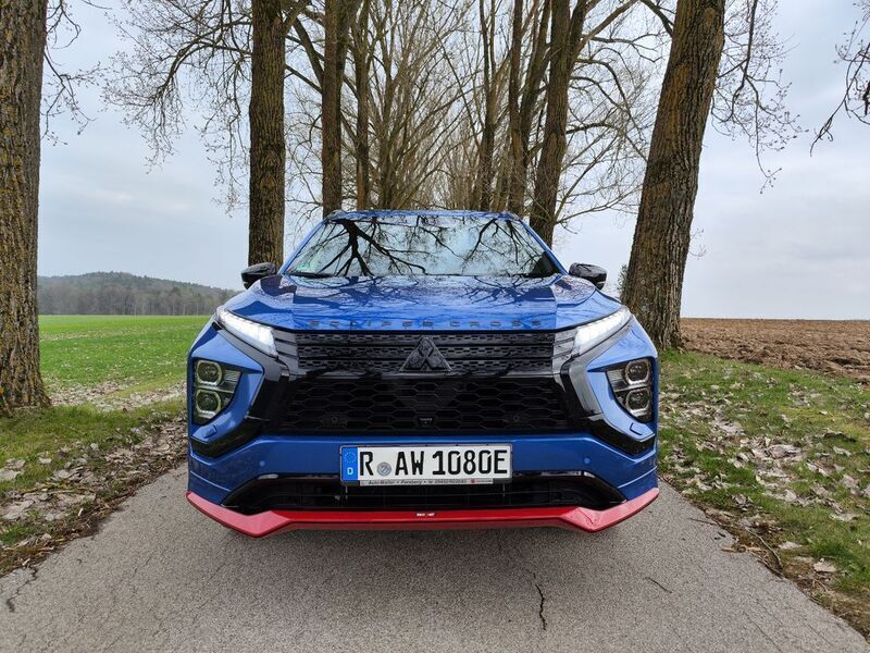 Gebraucht Mitsubishi Eclipse Cross Select 188 PS (138 kW) 2022 Blau SUV
