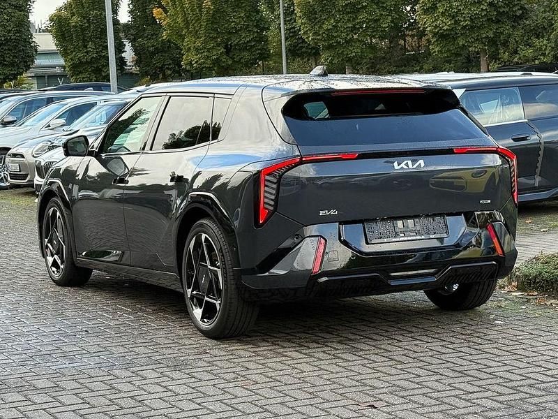 Neu Kia EV4 GT-Line 150 kW (204 PS) 2025 Pentametal metallic SUV