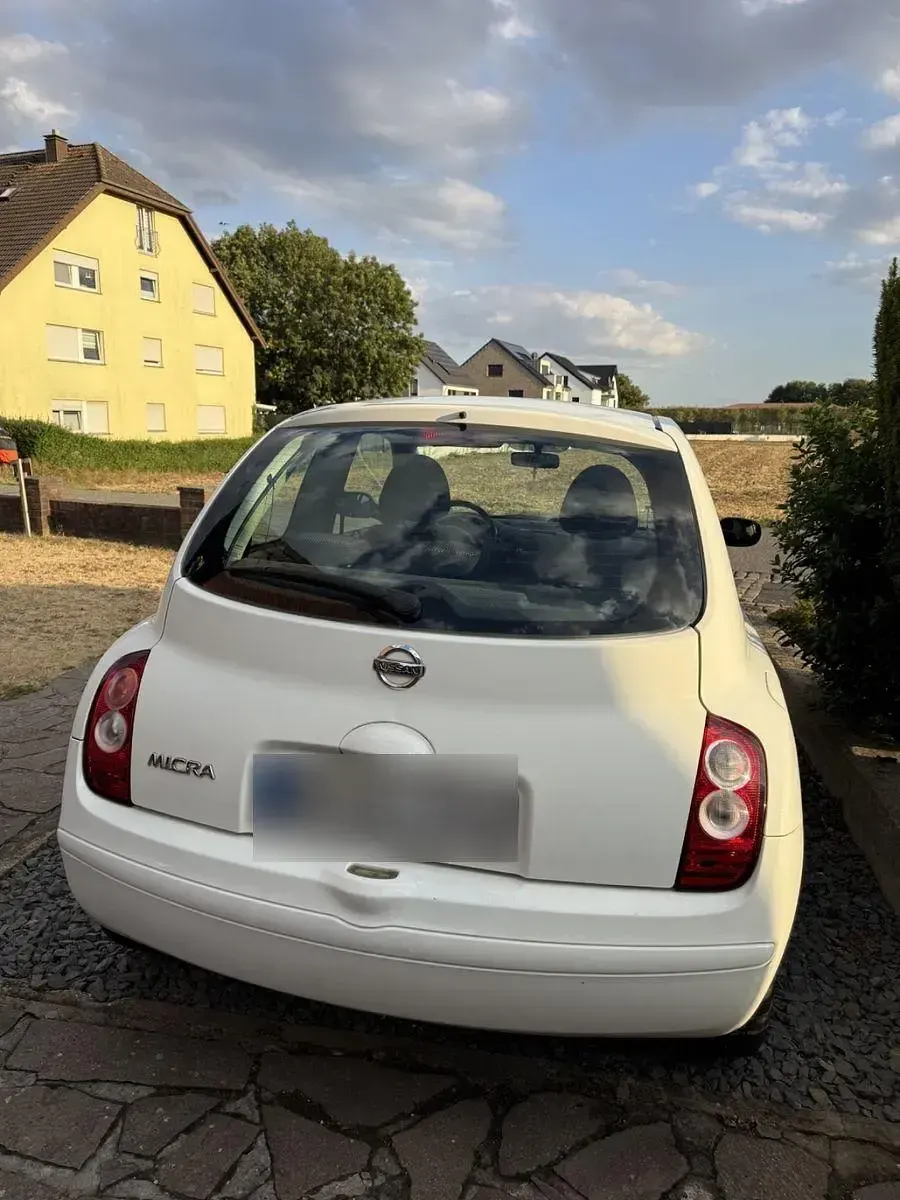 Gebraucht Nissan Micra 65 PS (47 kW) 2009 Weiß Limousine