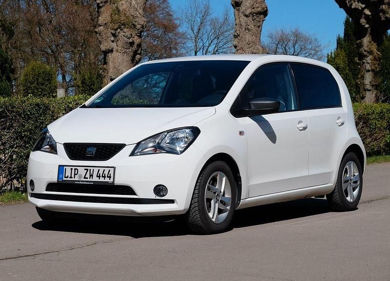 Gebraucht Seat Mii Chic 75 PS (55 kW) 2019 Weiß Kleinwagen