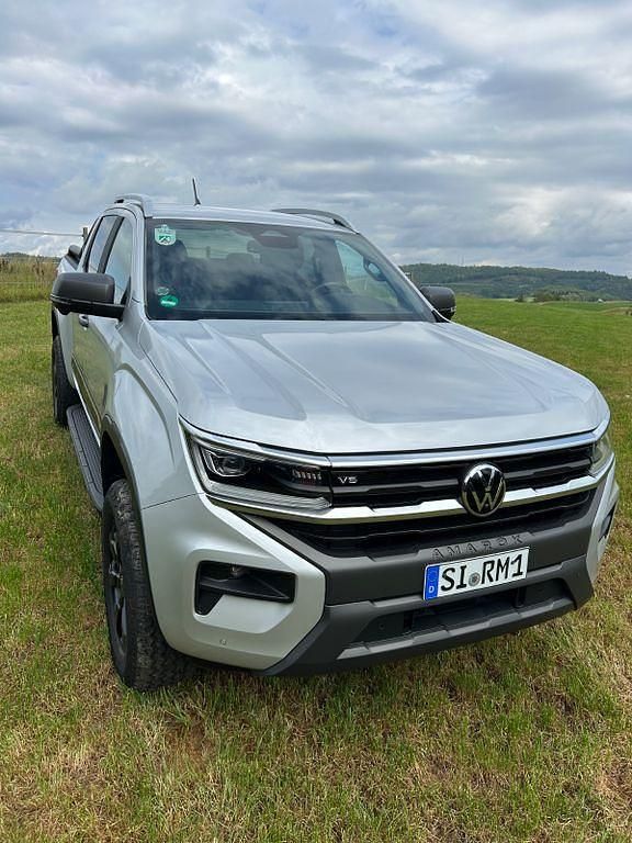 Silber Gebraucht 2023 VW Amarok PanAmericana Abholung | 48.900 € (Superpreis) - Bild 1/4