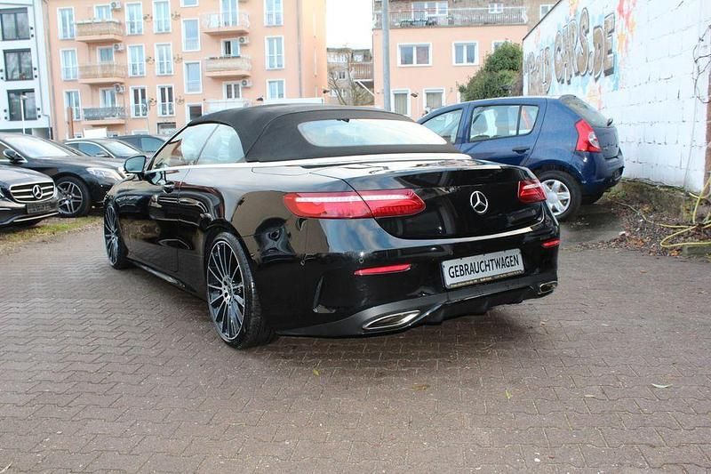 Gebraucht Mercedes E200 184 PS (135 kW) 2019 Schwarz Cabrio