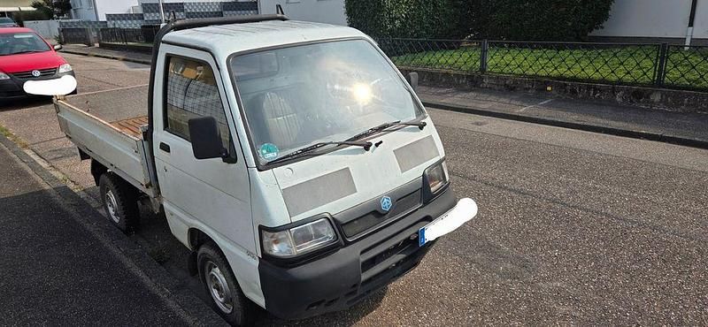 Weiß Gebraucht 2007 Piaggio Porter SUV | 3.850 € - Bild 1/4