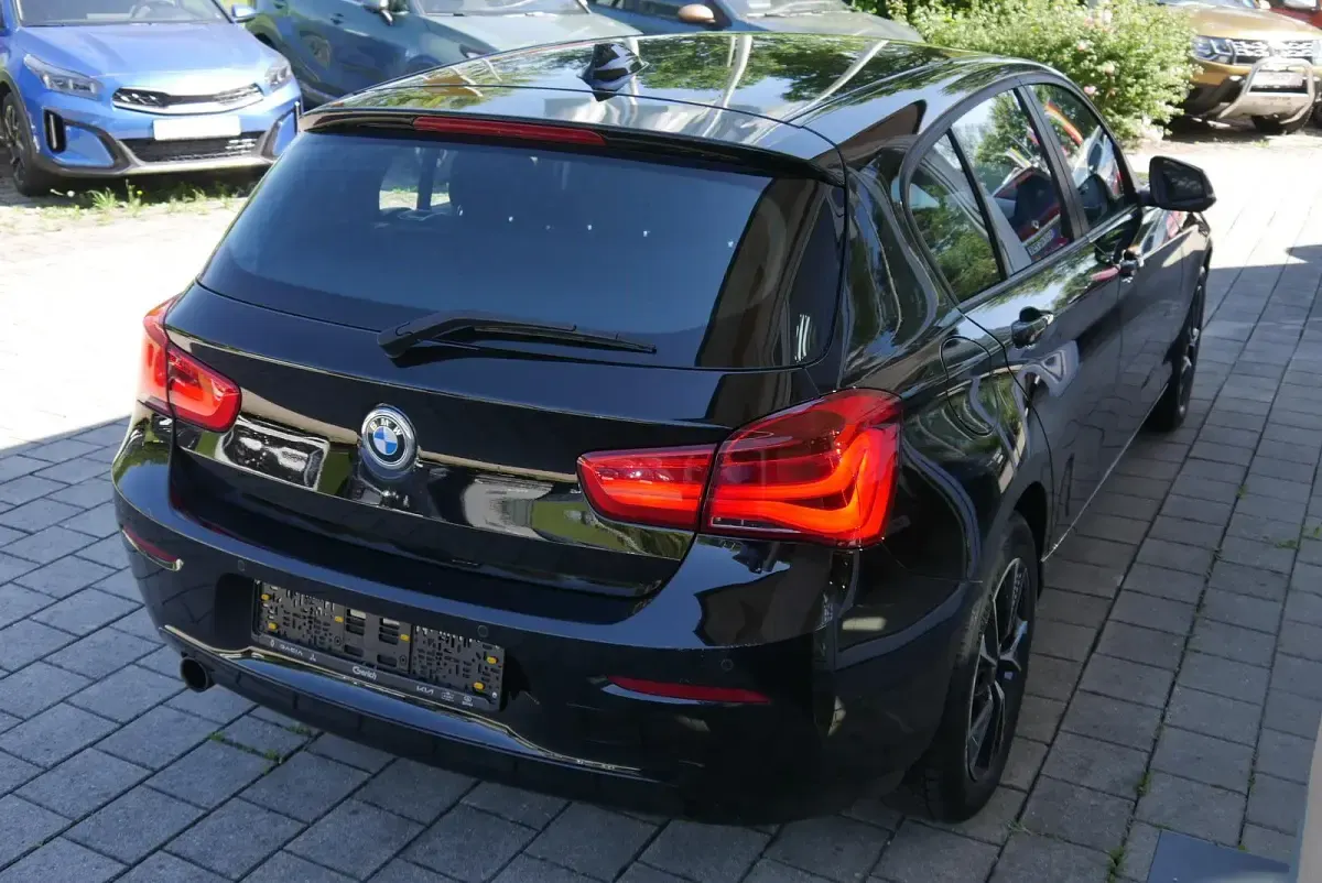 Gebraucht BMW 118 136 PS (100 kW) 2017 Schwarz ii Kleinwagen
