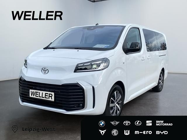 Weiss Gebraucht 2024 Toyota Proace Verso Team Kombi | 41.690 € (Etwas zu teuer) - Bild 1/3