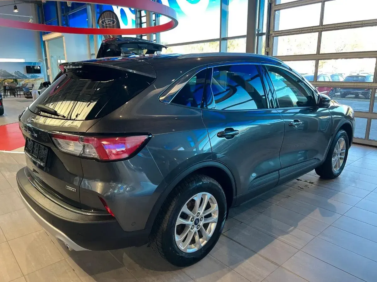 Usado Ford Kuga Titanium X 224 HP (164 kW) 2022 Cinzento SUV