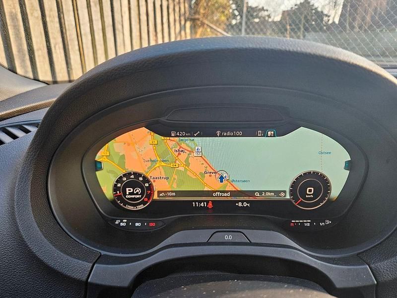 Gebraucht Audi A3 Cabriolet Sport 150 PS (110 kW) 2017 Blau Cabrio