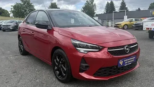 Gebraucht Opel Corsa 101 PS (74 kW) 2022 Chili rot (metallic) (metallic) Kleinwagen