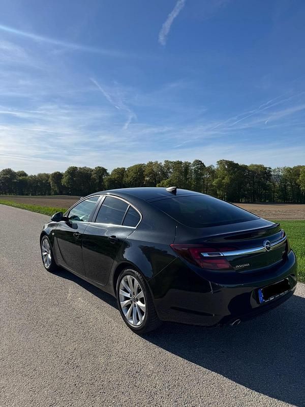 Gebraucht Opel Insignia Business Innovation 170 PS (125 kW) 2016 Schwarz Limousine