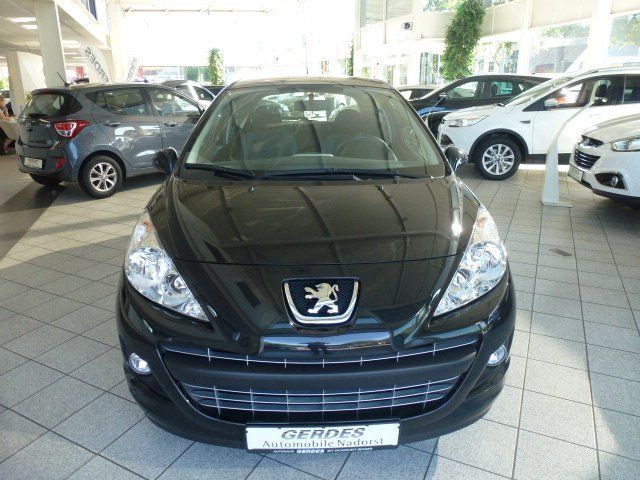 Gebraucht Peugeot 207 Filou 73 PS (53 kW) 2012 Schwarz metallic Kleinwagen