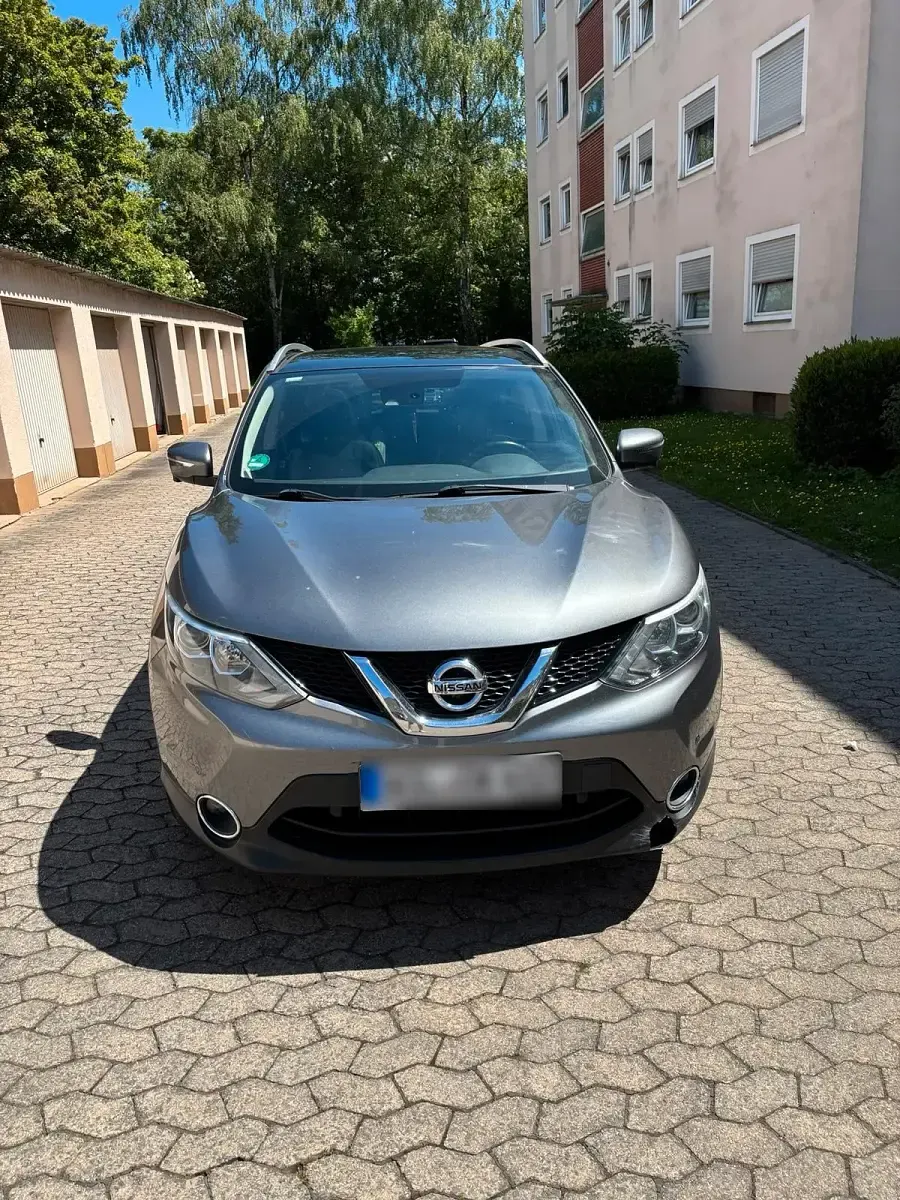 Gebraucht Nissan Qashqai 360º 163 PS (119 kW) 2016 Silber SUV