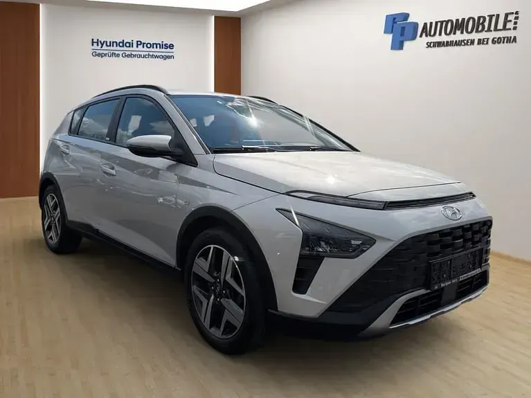 Gebraucht Hyundai Bayon Intro Edition 101 PS (74 kW) 2021 Silber SUV
