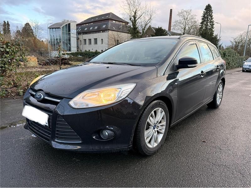 Gebraucht Ford Focus 150 PS (110 kW) 2013 Schwarz Kombi