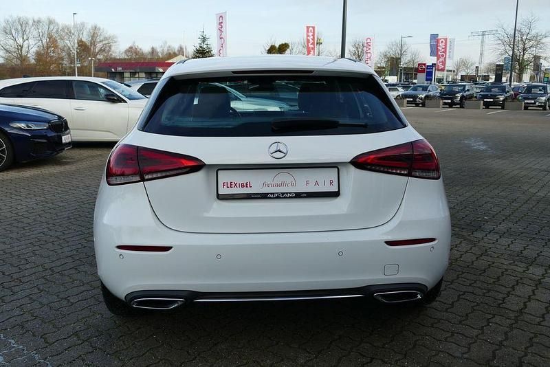 Gebraucht Mercedes A220 Progressive 190 PS (139 kW) 2019 Weiß Kleinwagen