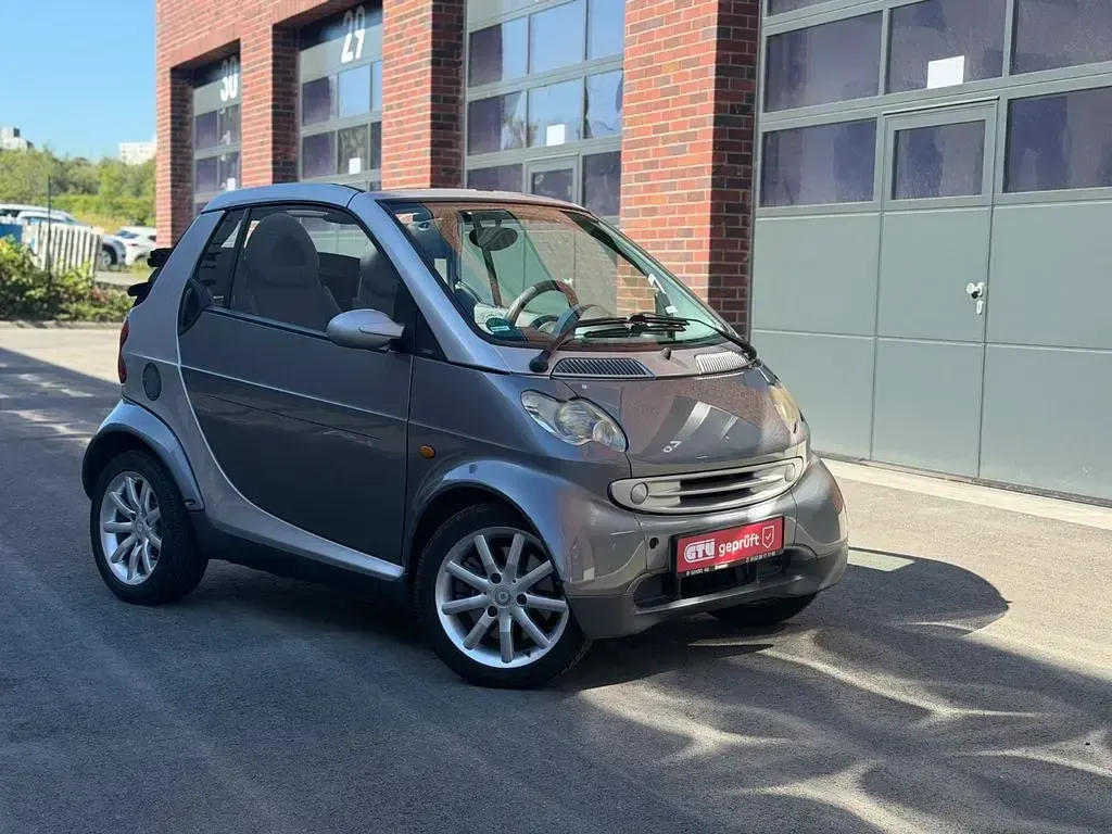Gebraucht Smart ForTwo Cabrio Basis 61 PS (44 kW) 2005 Grau Cabrio