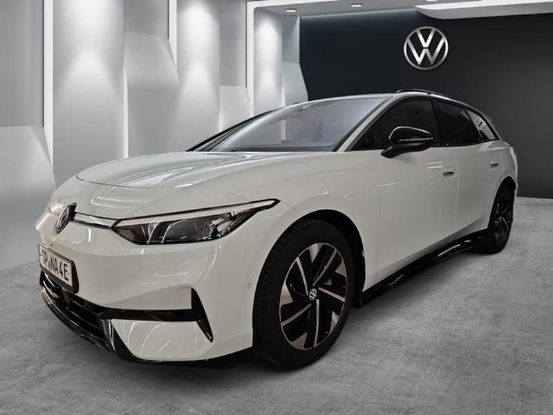 Gebraucht VW ID.7 Comfortline 210 kW (286 PS) 2025 Gletscherweiß metallic Kombi