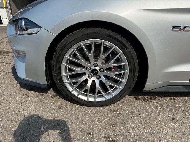 Gebraucht Ford Mustang GT 450 PS (330 kW) 2018 Silber Coupé