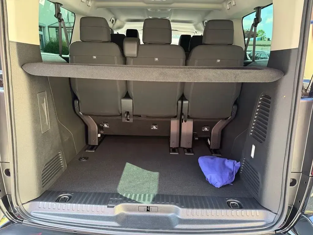 Neu Citroën Spacetourer 179 PS (131 kW) 2026 Schwarz Van / Kleinbus