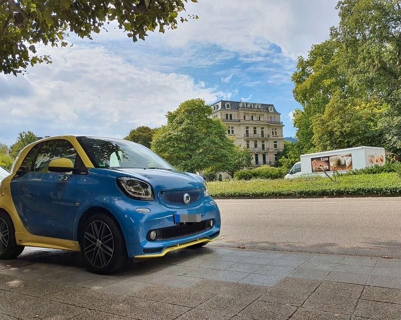 Gebraucht Smart ForTwo Coupé Brabus 90 PS (66 kW) 2017 Kleinwagen