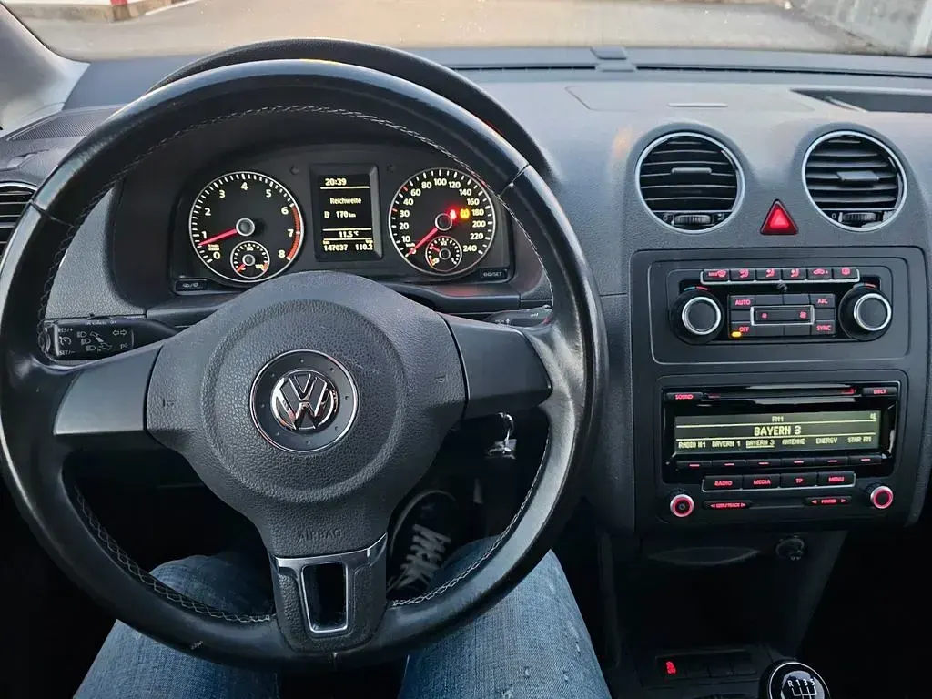 Gebraucht VW Caddy Comfortline 105 PS (77 kW) 2015 Weiß Van / Kleinbus