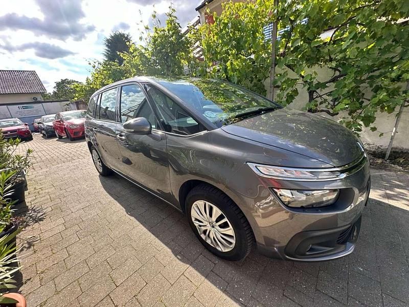 Gebraucht Citroën C4 SpaceTourer Feel 120 PS (88 kW) 2018 Lackierung platiniumgrau/meta Van / Kleinbus