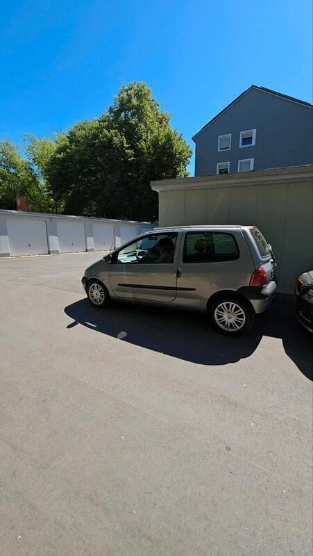 Silber Gebraucht 2004 Renault Twingo Initiale Paris Kleinwagen | 1.149 € - Bild 1/4