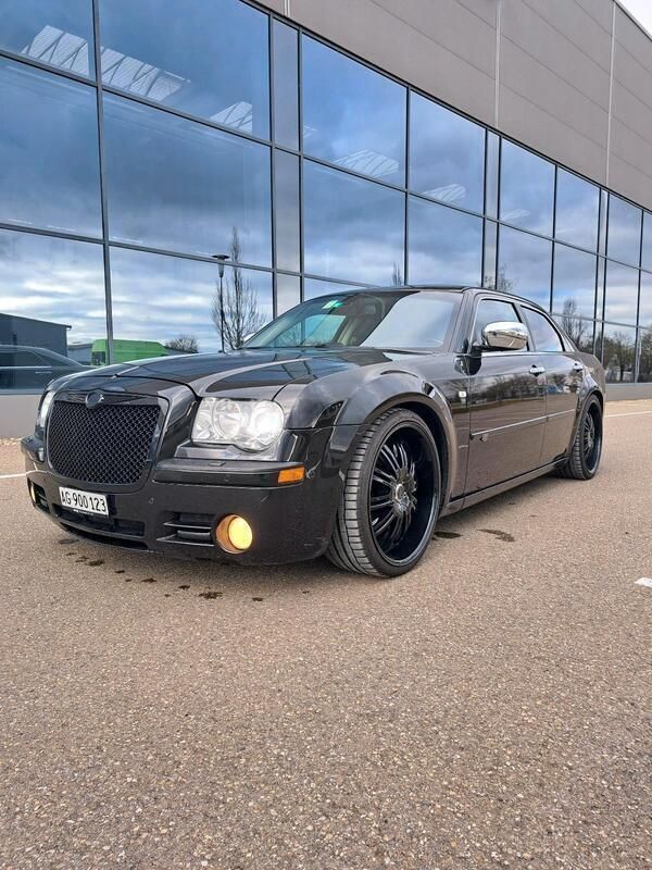 Schwarz Gebraucht 2009 Chrysler 300C Limousine | 8.900 € - Bild 1/4