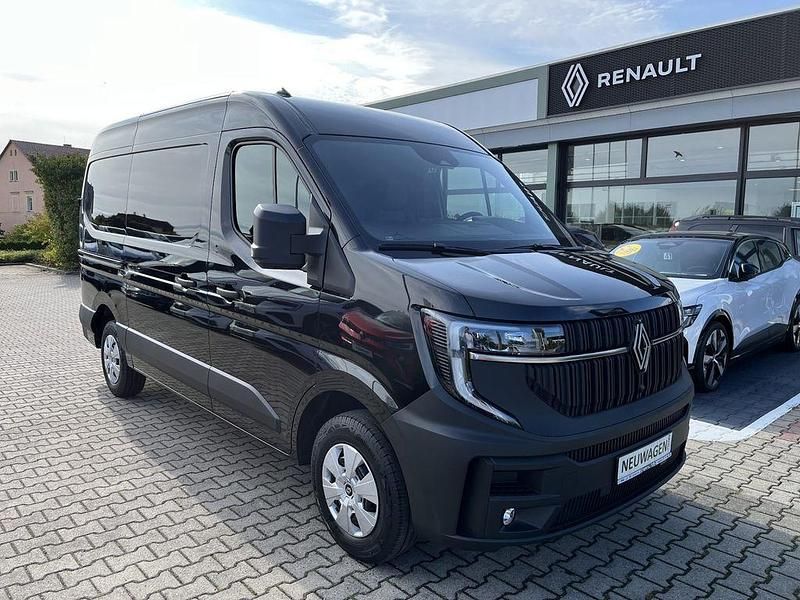Perlmuttschwarz metallic Neu 2025 Renault Master Van / Kleinbus | 37.990 € (Guter Preis) - Bild 1/4