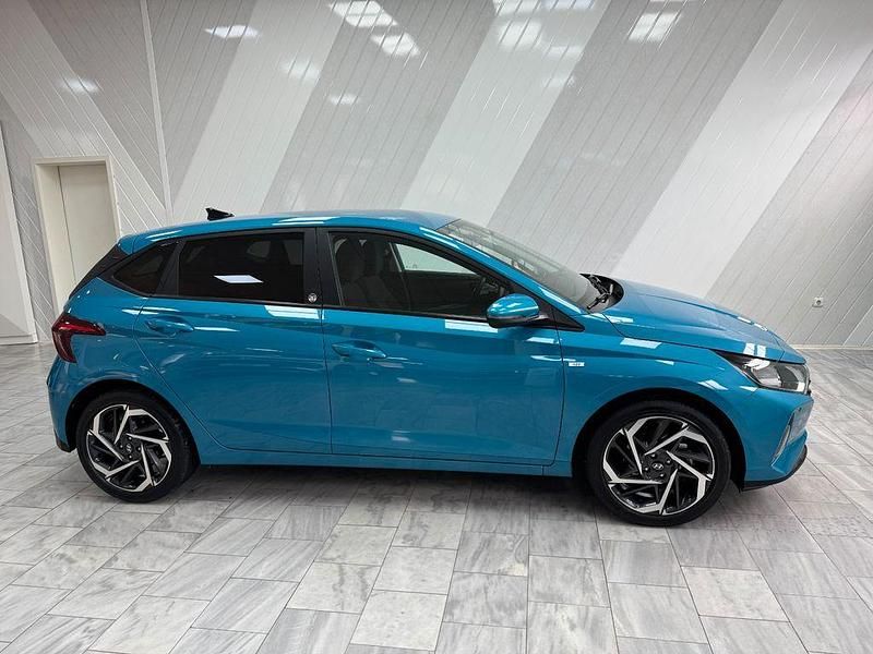 Blau Gebraucht 2023 Hyundai i20 Edition 30+ Limousine | 18.450 € (Guter Preis) - Bild 1/4