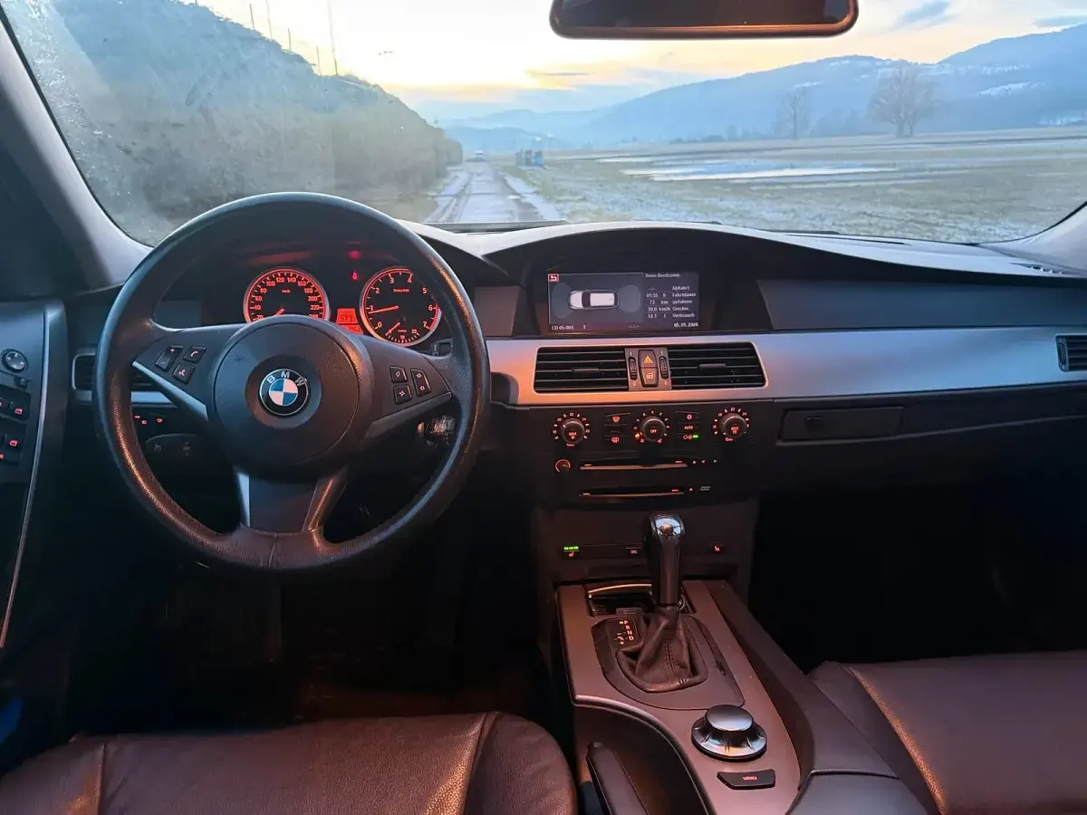 Gebraucht BMW 525 192 PS (141 kW) 2004 Kombi