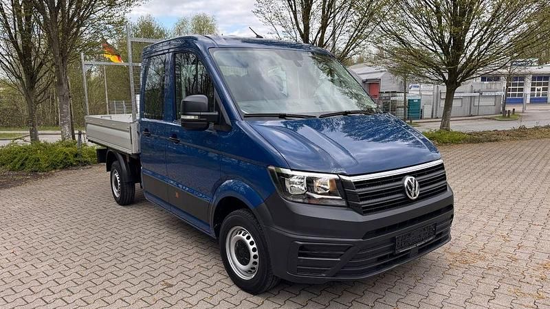 Gebraucht VW Crafter 102 PS (75 kW) 2022 Blau Van