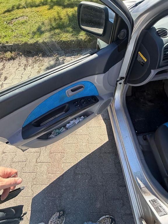 Gebraucht Kia Picanto EX 65 PS (47 kW) 2006 Silber Kleinwagen