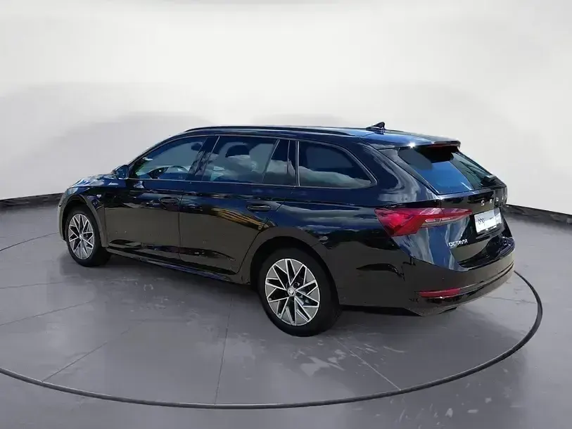 Gebraucht Skoda Octavia Ambition 150 PS (110 kW) 2023 Schwarz Kombi