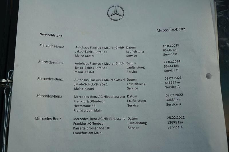 Gebraucht Mercedes GLC300e 272 PS (200 kW) 2020 Cavansitblau SUV