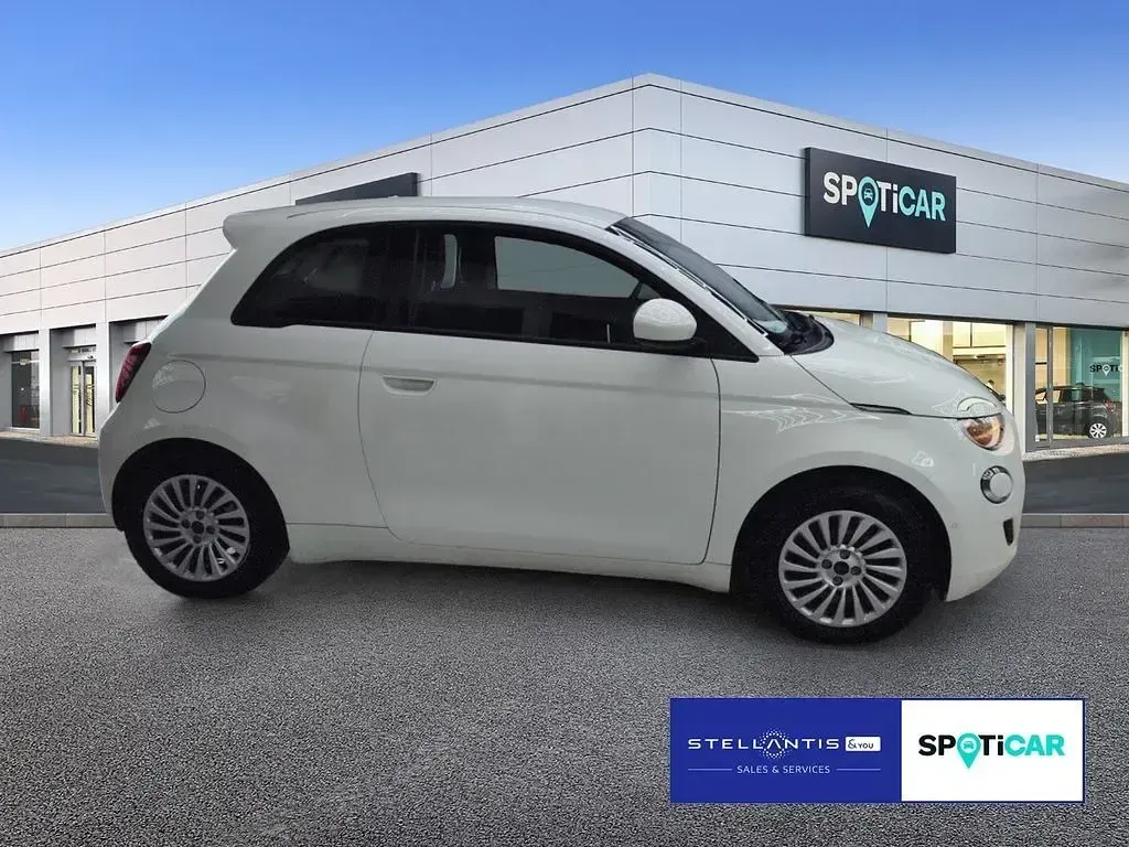 Gebraucht Fiat 500e 86 kW (118 PS) 2023 Weiß Limousine