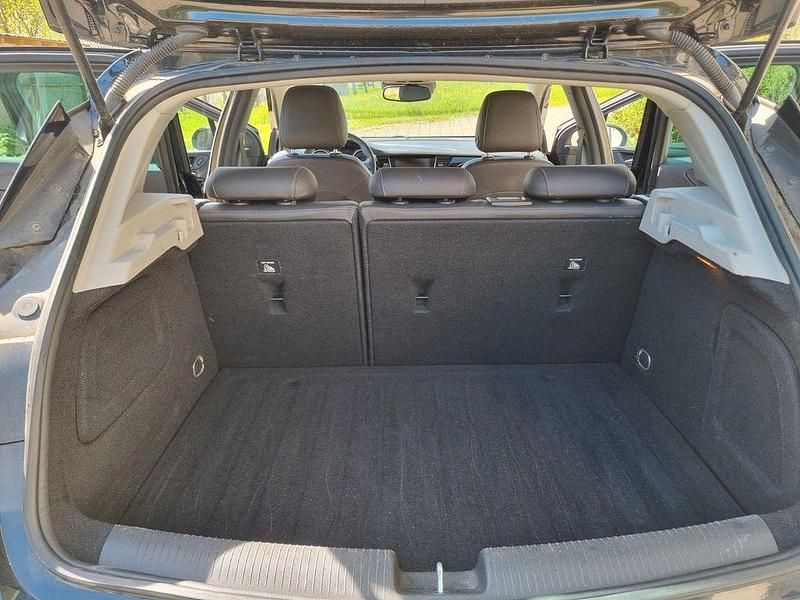 Gebraucht Opel Astra Edition 150 PS (110 kW) 2016 Schwarz Limousine