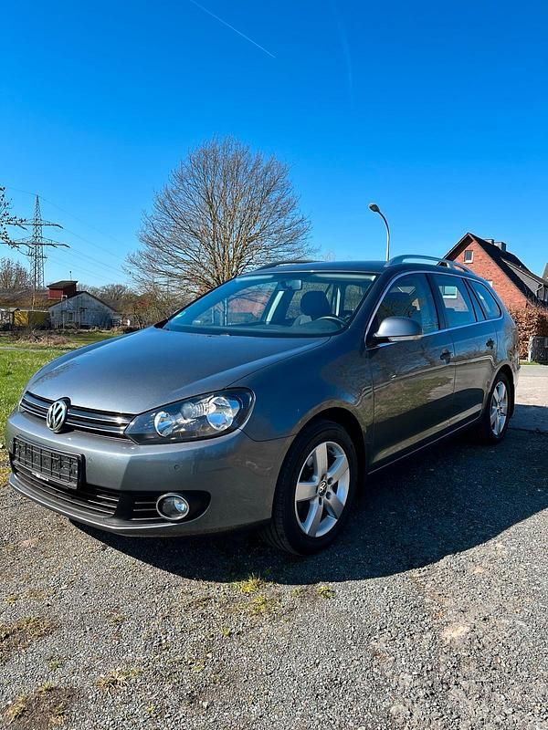 Gebraucht VW Golf VI 122 PS (89 kW) 2011 Grau Kleinwagen