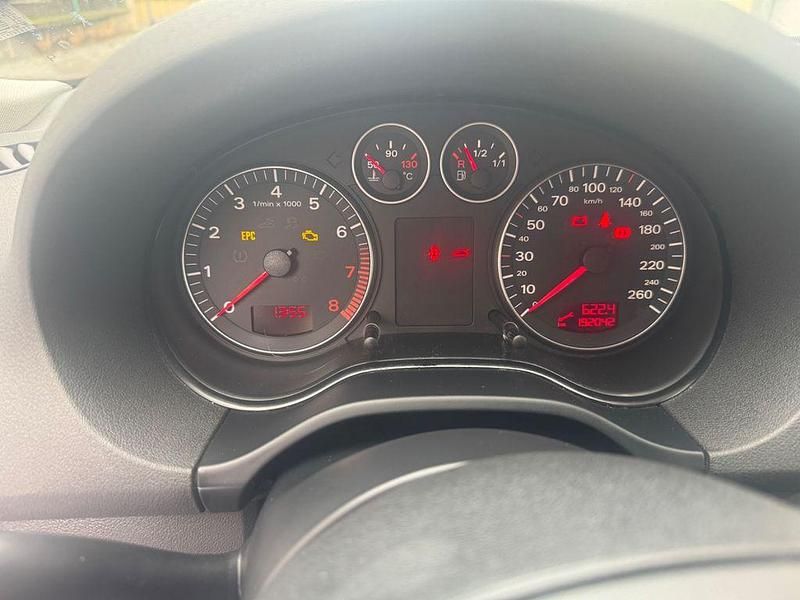 Gebraucht Audi A3 Attraction 102 PS (75 kW) 2006 Blau Kleinwagen