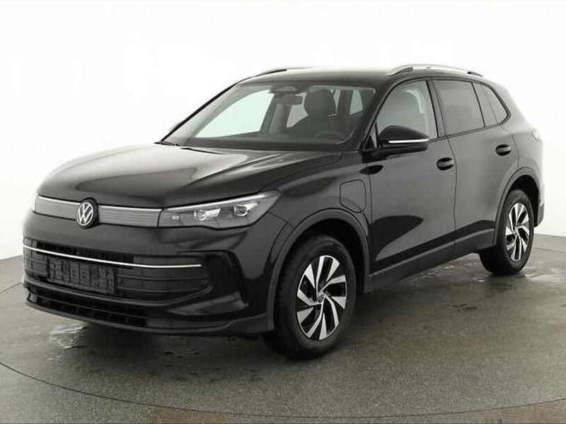 Gebraucht VW Tiguan Life 204 PS (150 kW) 2025 SUV
