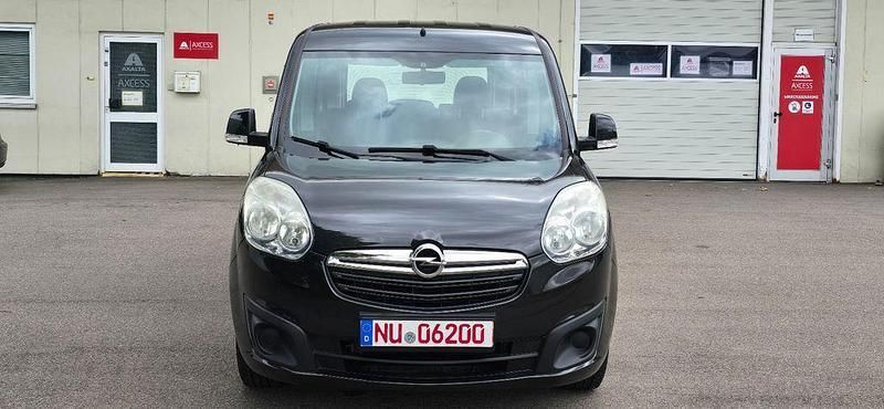 Schwarz Gebraucht 2013 Opel Combo Van / Kleinbus | 5.000 € (Guter Preis) - Bild 1/4
