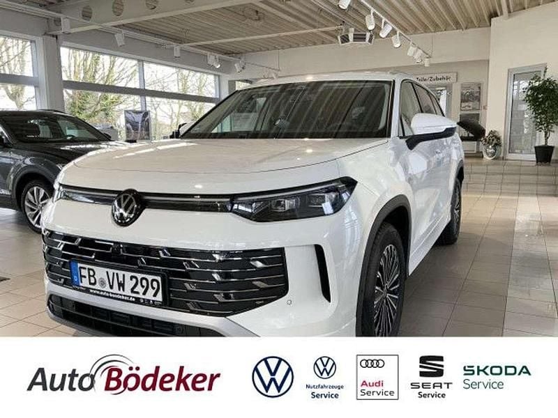 Pure white Gebraucht 2025 VW Tayron Elegance SUV | 44.990 € (Fairer Preis) - Bild 1/4