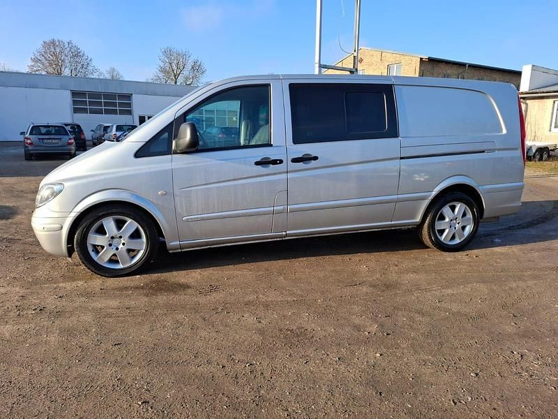 Gebraucht Mercedes Vito 204 PS (150 kW) 2007 Silber Van