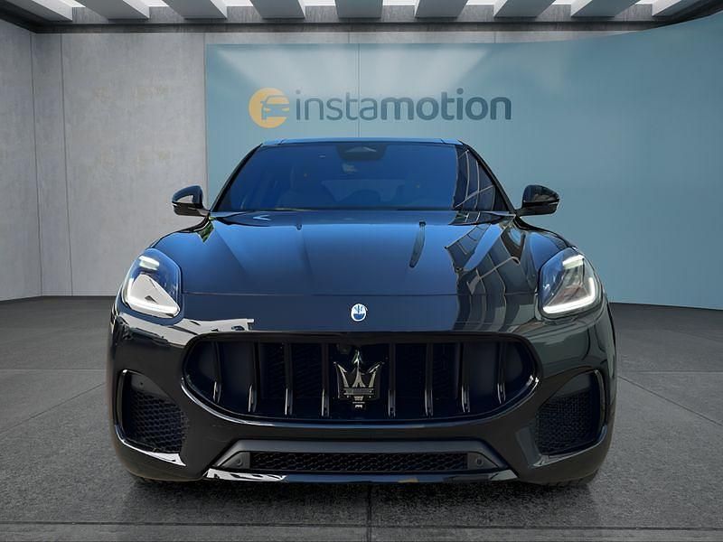 Neu Maserati Grecale 330 PS (242 kW) 2025 Schwarz SUV