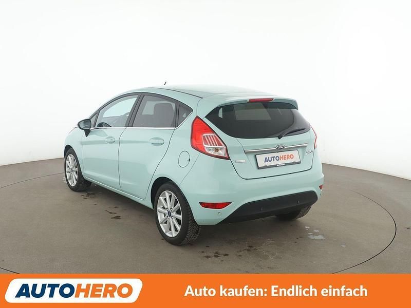 Gebraucht Ford Fiesta Titanium 101 PS (74 kW) 2017 Grün Limousine