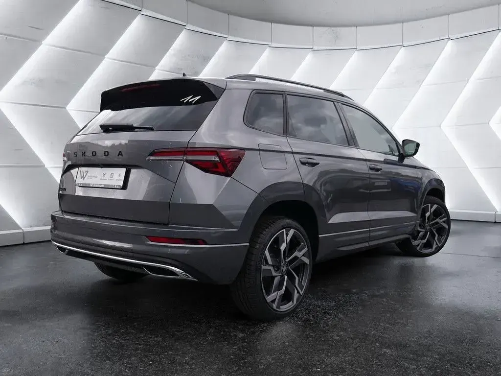 Gebraucht Skoda Karoq SportLine 150 PS (110 kW) 2026 Grau SUV