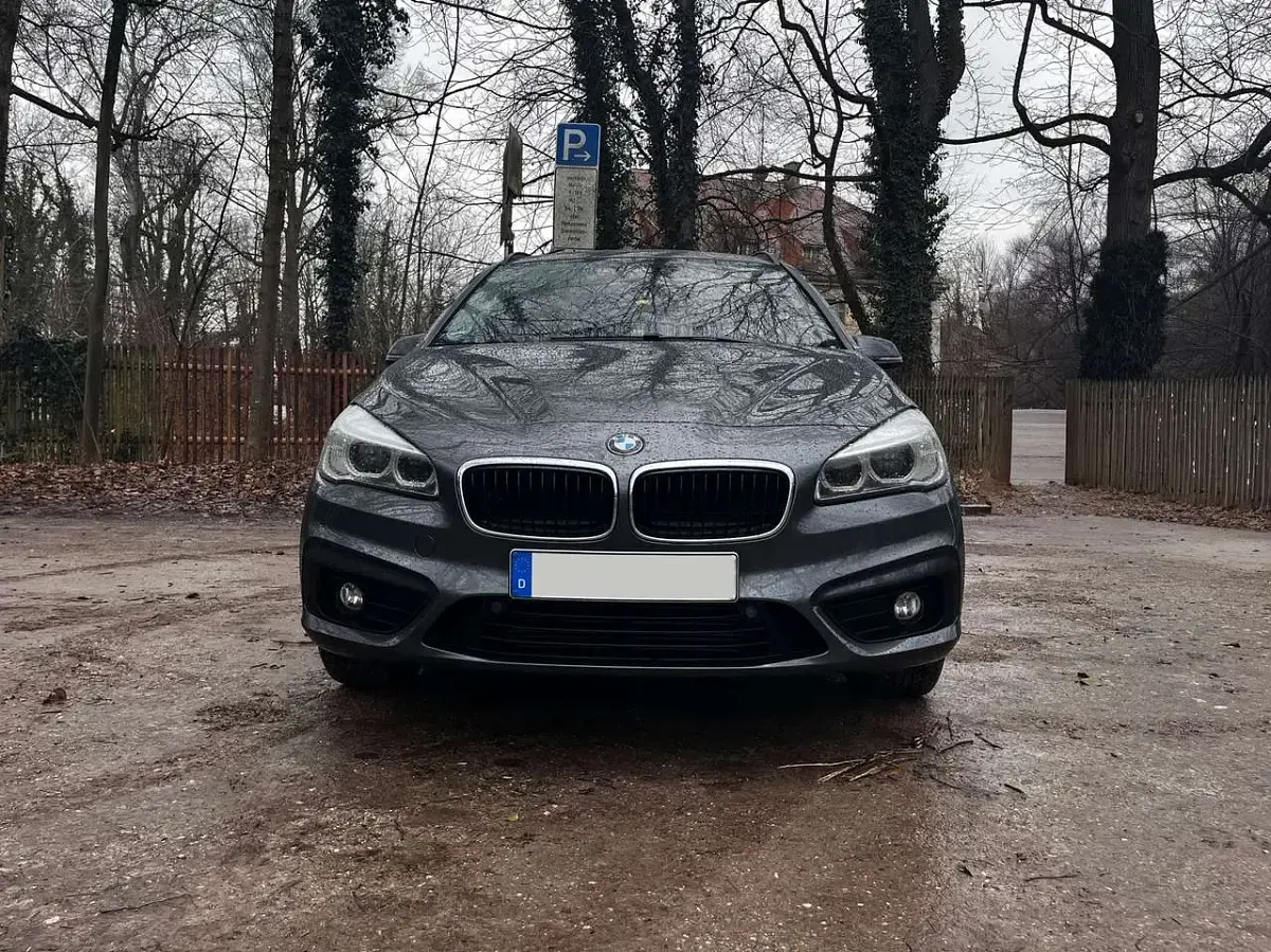 Gebraucht BMW 220 Gran Tourer Advantage 190 PS (139 kW) 2016 Grau Van / Kleinbus