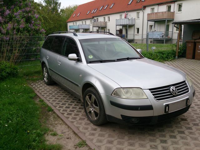 Gebraucht VW Passat 178 PS (130 kW) 2002 Silber Kombi