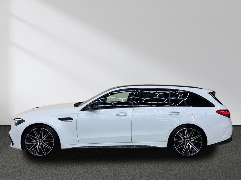 Gebraucht Mercedes C63 AMG AMG 476 PS (350 kW) 2024 Weiß Limousine