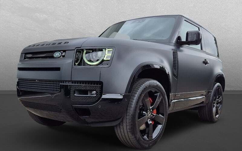 Schwarz Neu 2025 Land Rover Defender SUV | 138.890 € (Etwas zu teuer) - Bild 1/4