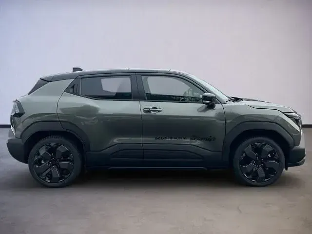 Gebraucht Suzuki e-Vitara Comfort+ 135 kW (184 PS) 2026 Grün SUV